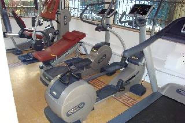 Desportos y Entretenimento
