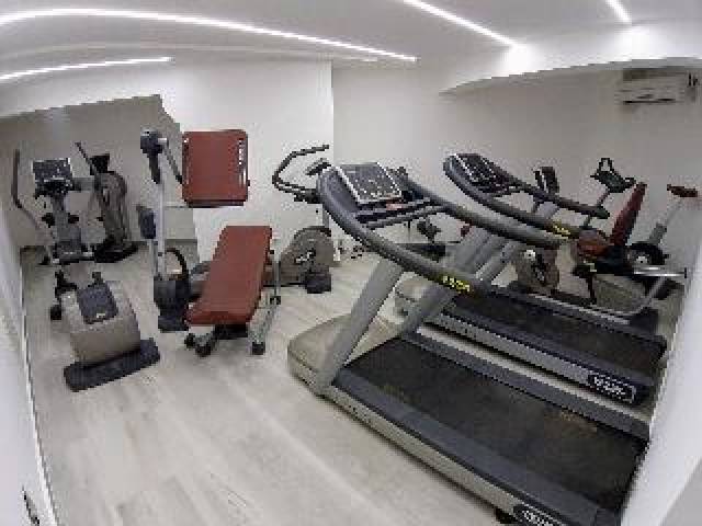 Desportos y Entretenimento