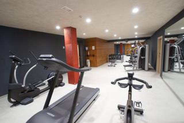 Desportos y Entretenimento