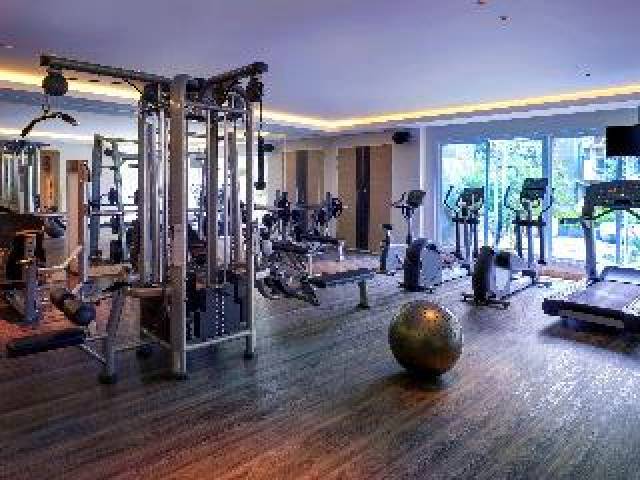 Desportos y Entretenimento