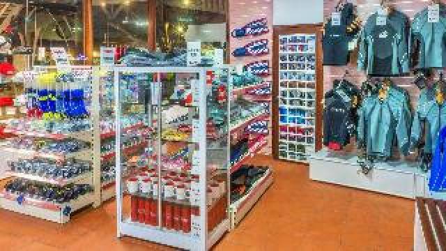 Desportos y Entretenimento