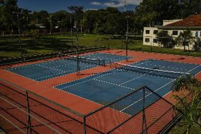 Desportos y Entretenimento