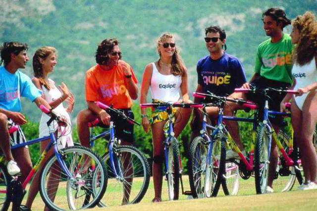 Desportos y Entretenimento