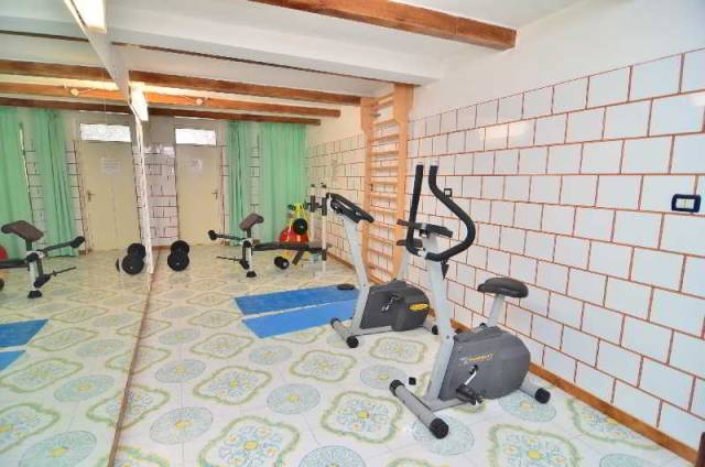 Desportos y Entretenimento