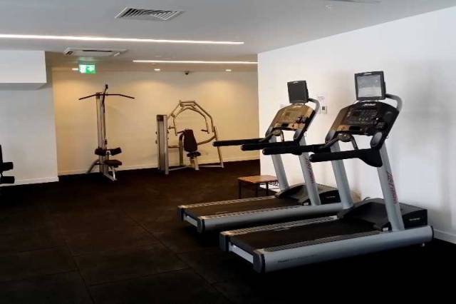 Desportos y Entretenimento
