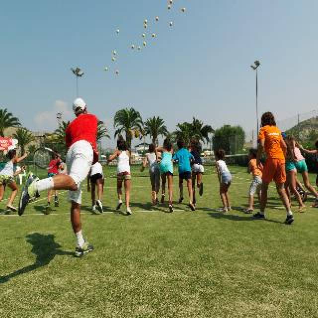 Desportos y Entretenimento