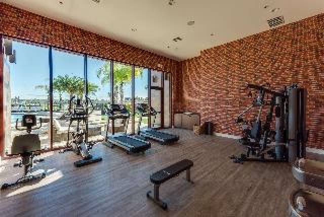 Desportos y Entretenimento