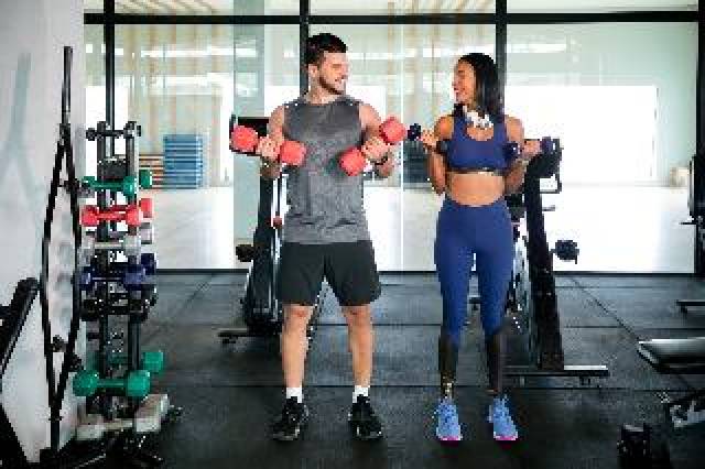 Desportos y Entretenimento