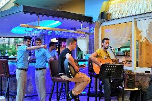 Bar