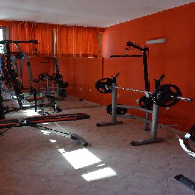 Desportos y Entretenimento