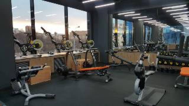 Desportos y Entretenimento