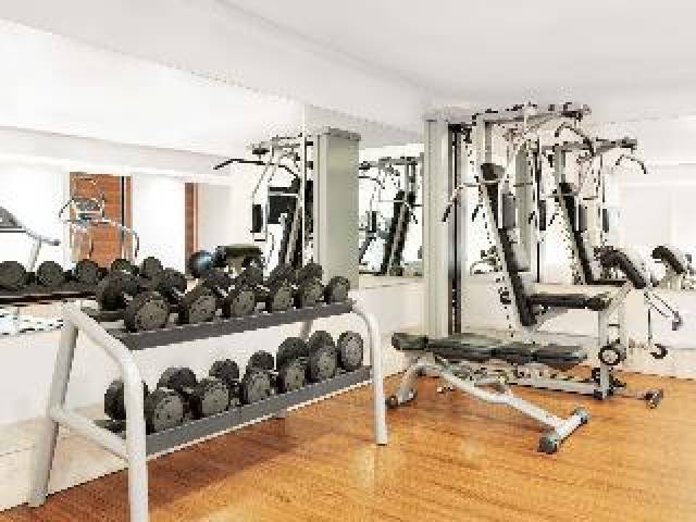 Desportos y Entretenimento