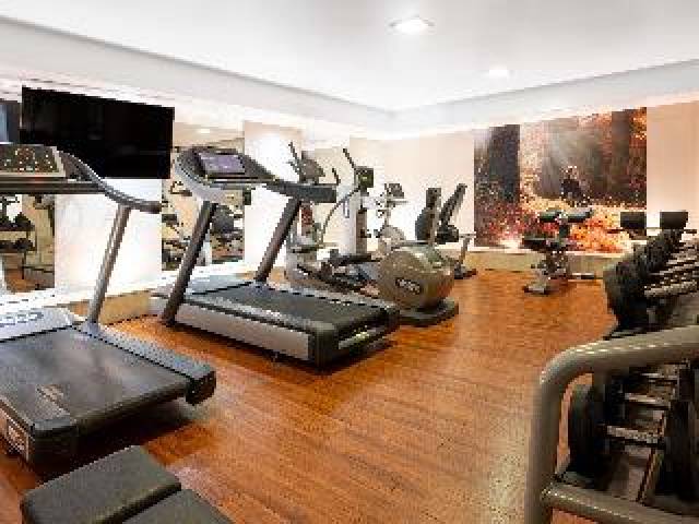 Desportos y Entretenimento
