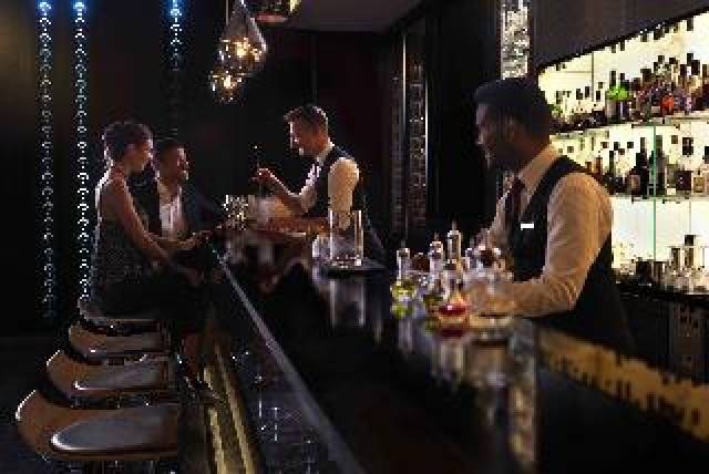 Bar