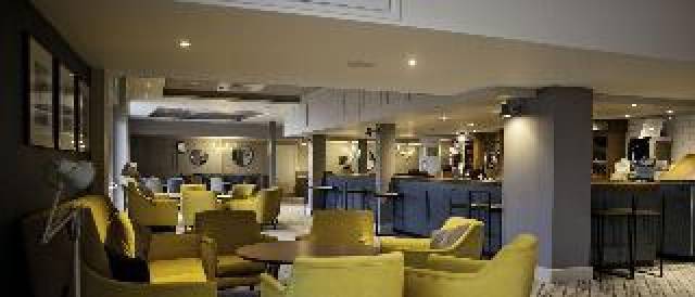 Desportos y Entretenimento