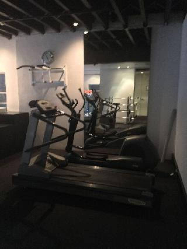 Desportos y Entretenimento
