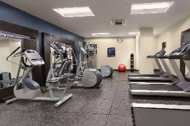 Desportos y Entretenimento