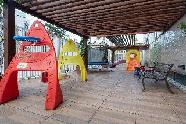 Desportos y Entretenimento