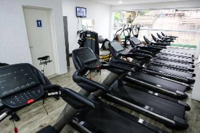 Desportos y Entretenimento