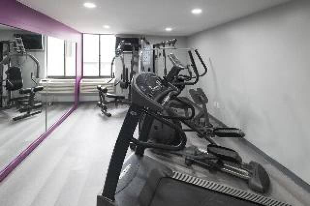 Desportos y Entretenimento