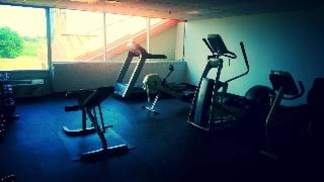 Desportos y Entretenimento