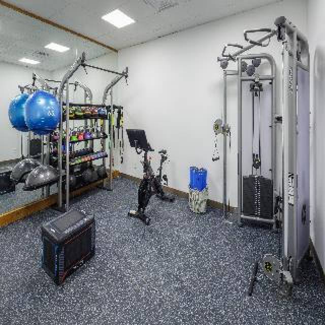 Desportos y Entretenimento