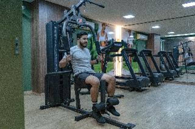 Desportos y Entretenimento
