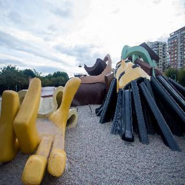 Desportos y Entretenimento