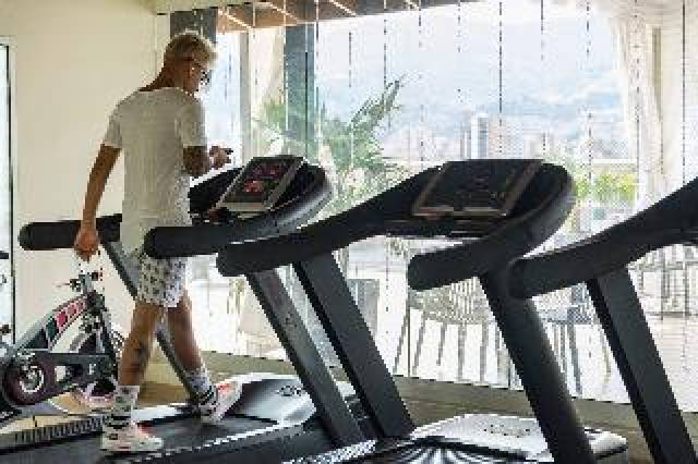 Desportos y Entretenimento