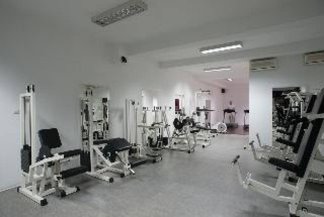 Desportos y Entretenimento
