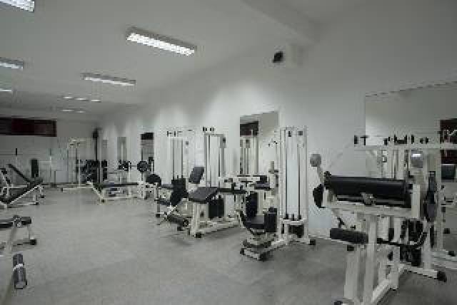 Desportos y Entretenimento