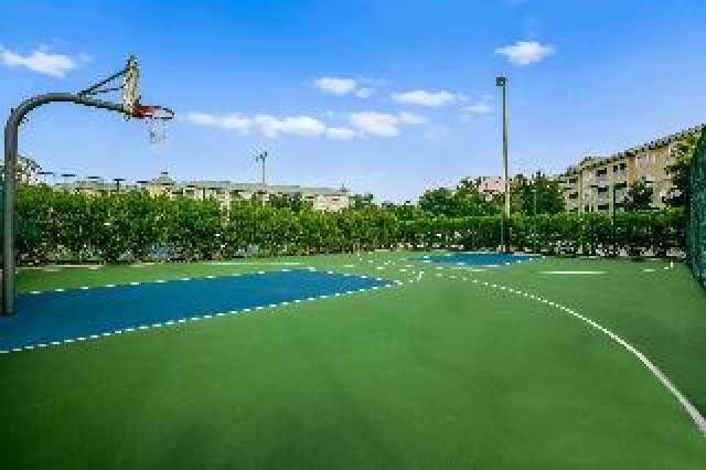 Desportos y Entretenimento