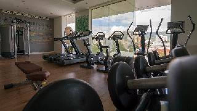 Desportos y Entretenimento