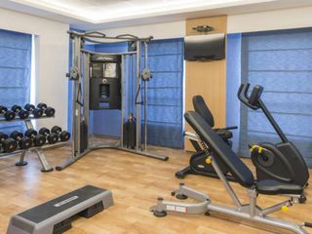 Desportos y Entretenimento