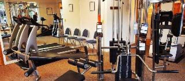 Desportos y Entretenimento