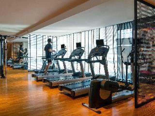 Desportos y Entretenimento
