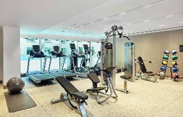 Desportos y Entretenimento