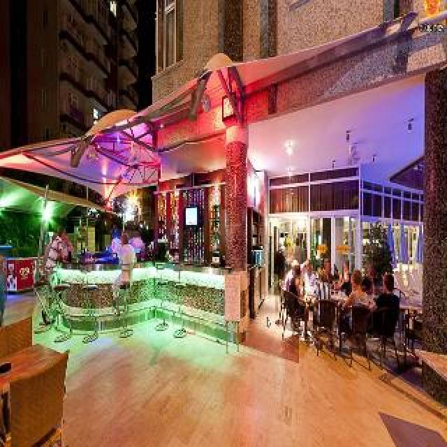 Bar