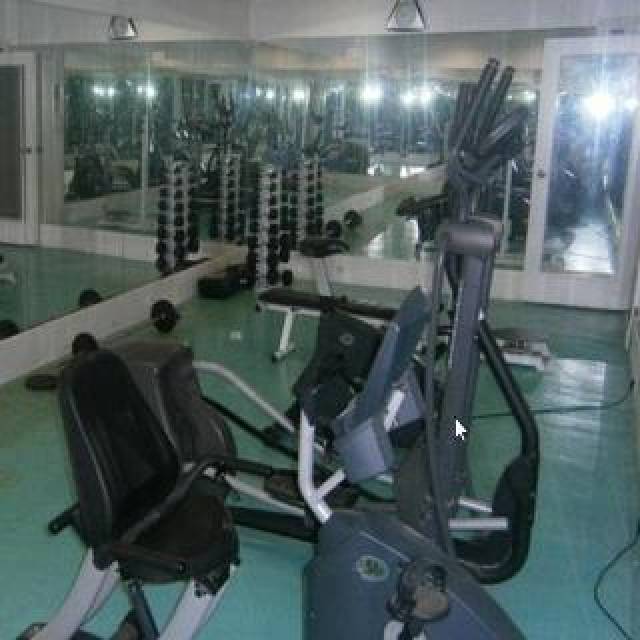 Desportos y Entretenimento