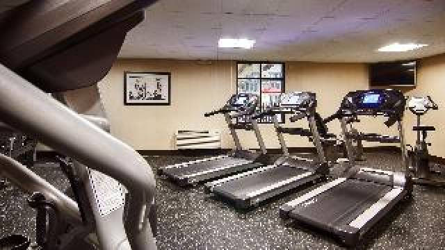 Desportos y Entretenimento