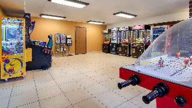 Desportos y Entretenimento