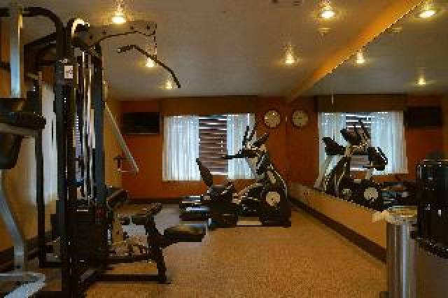 Desportos y Entretenimento