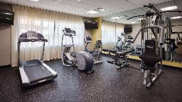 Desportos y Entretenimento