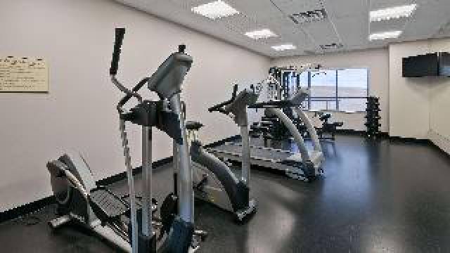 Desportos y Entretenimento