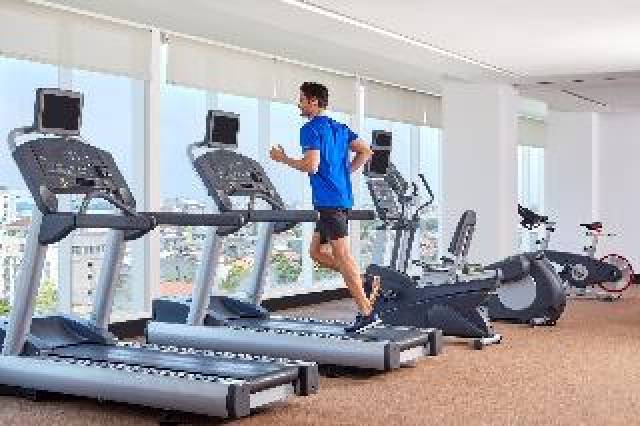 Desportos y Entretenimento