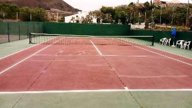 Desportos y Entretenimento