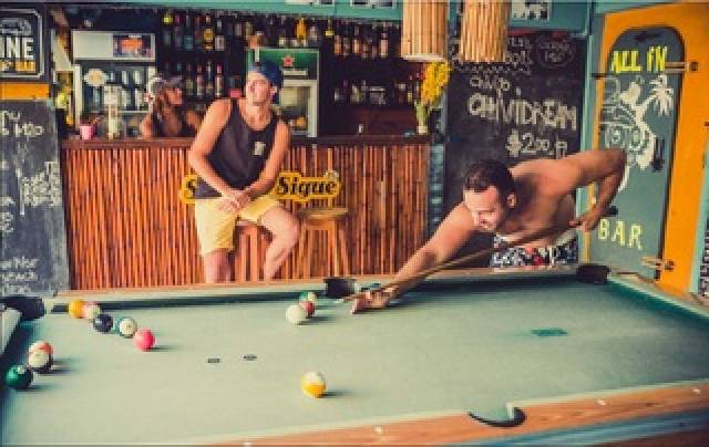 Bar