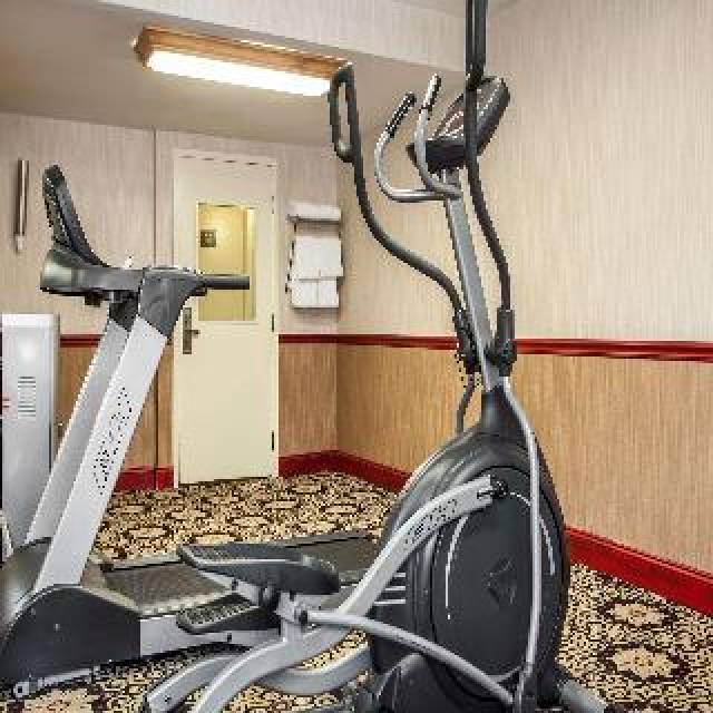 Desportos y Entretenimento