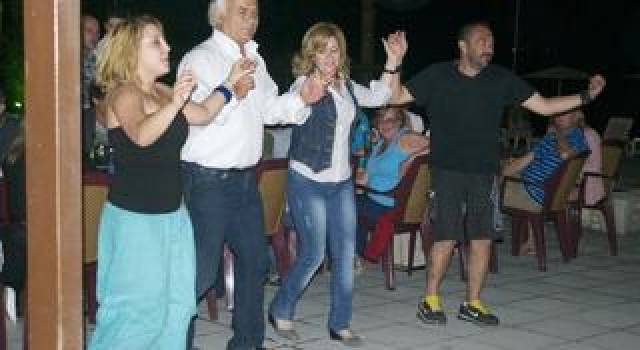 Desportos y Entretenimento