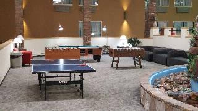 Desportos y Entretenimento